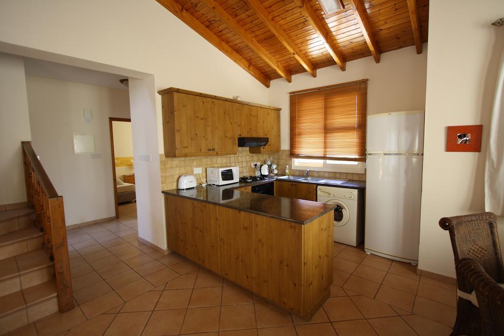 Amoroza Villa Pissouri Bagian luar foto