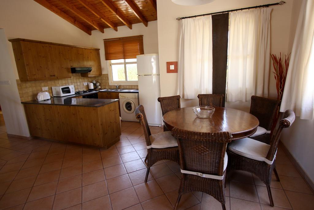 Amoroza Villa Pissouri Ruang foto