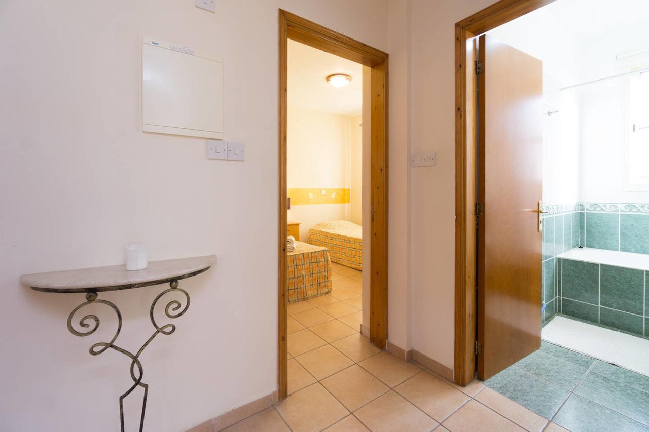 Amoroza Villa Pissouri Bagian luar foto