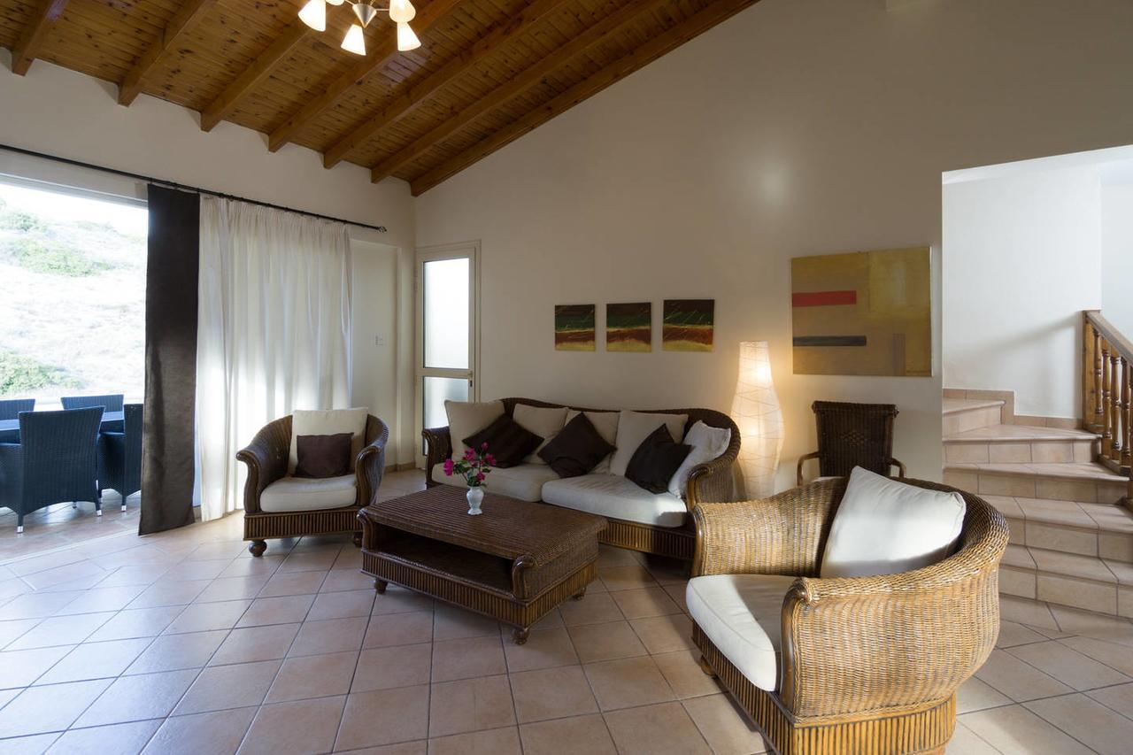 Amoroza Villa Pissouri Bagian luar foto